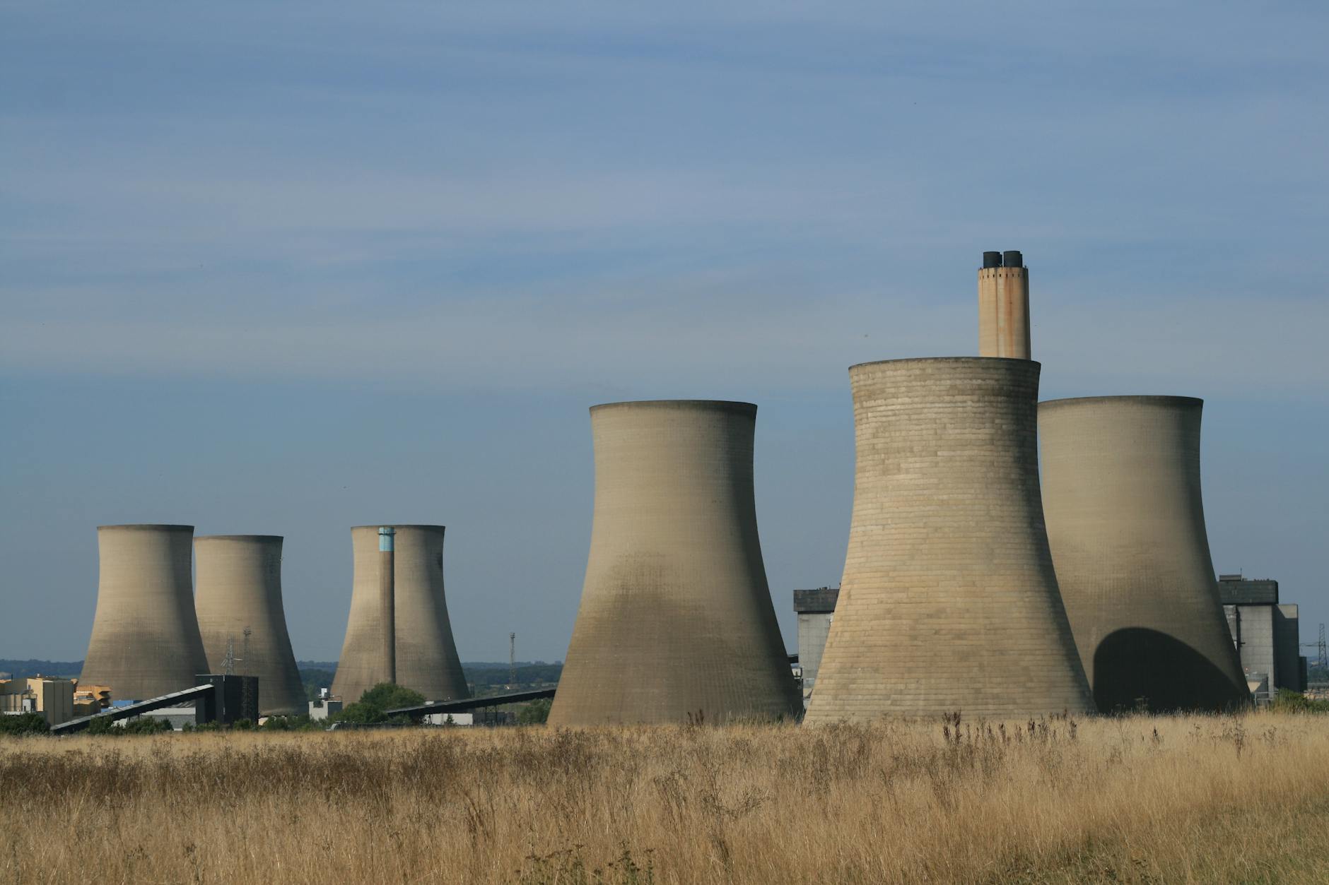 Asbestos Exposure at Rocky Road power station East Dundee — Illinois: Former Worker Claims